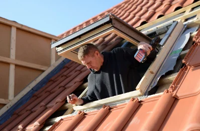 Pose de fenêtres de toit Velux à Troncens